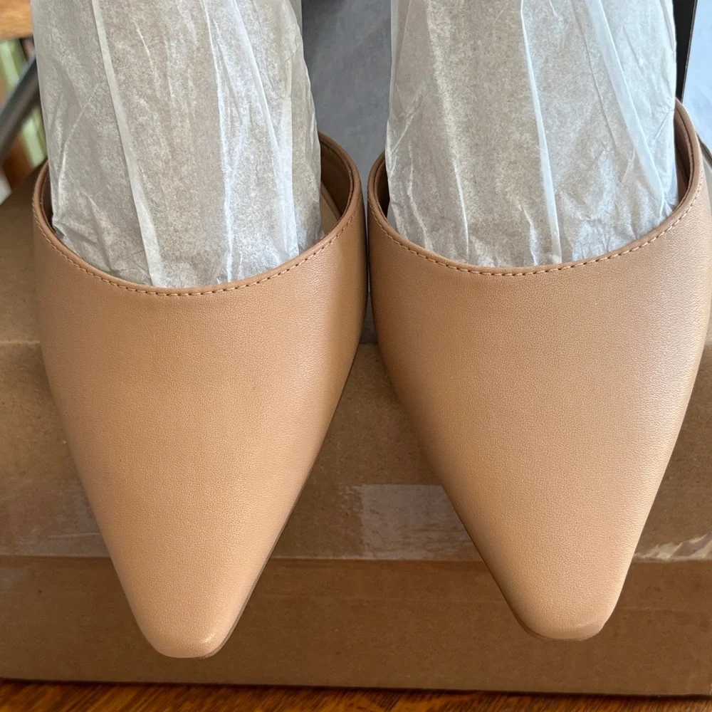 Naturalizer Tan Women's Heels - Picture 5 of 7